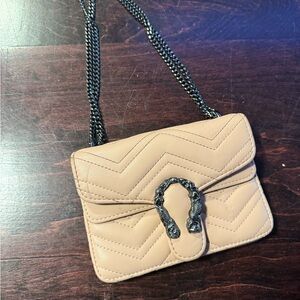 Horseshoe Purse - Kendry Collection Elegant Beige Chain Shoulder Bag